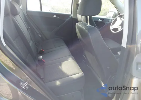 2015 Volkswagen Tiguan S z USA, uszkodzony, nr VIN WVGBV7AX4FW542024